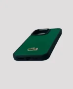 قاب چرمی طرح لاگوست گوشی موبایل آیفون Iphone 16 Pro Max