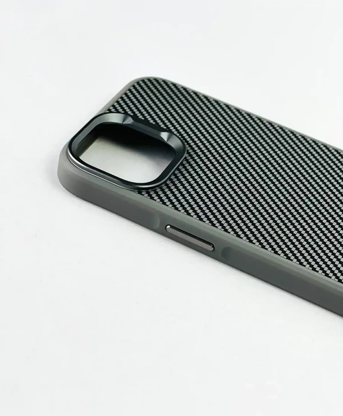 قاب کربنی سولادا گوشی موبایل آیفون Iphone 13