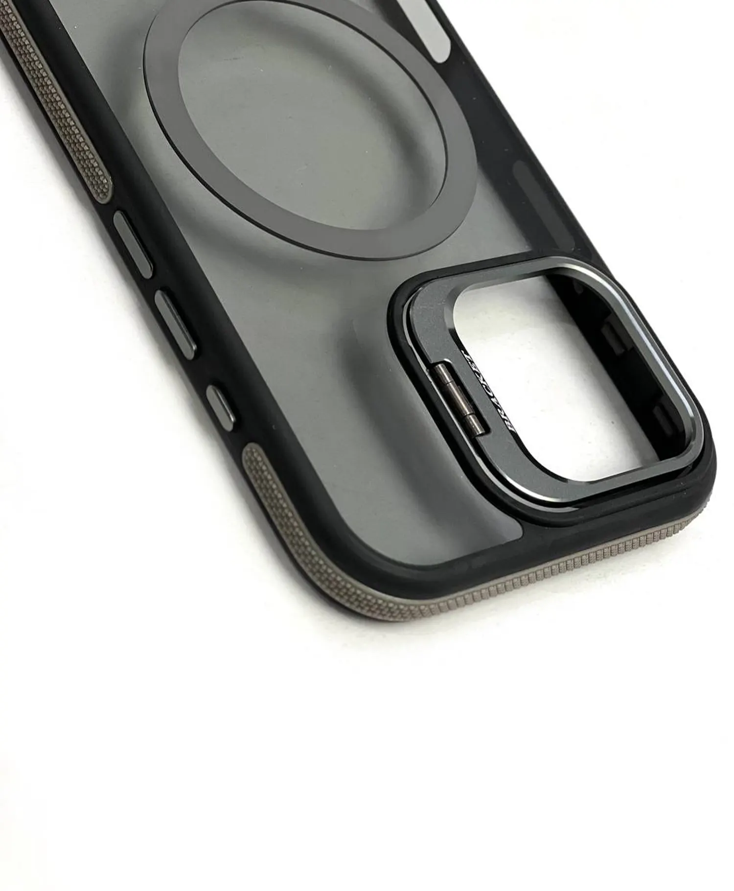 قاب شفاف مگسیفدار استند Bracket گوشی آیفون Iphone 16 Pro