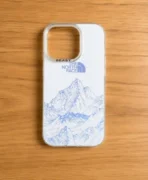 قاب North Face کی دو گوشی موبایل Iphone 14 Pro